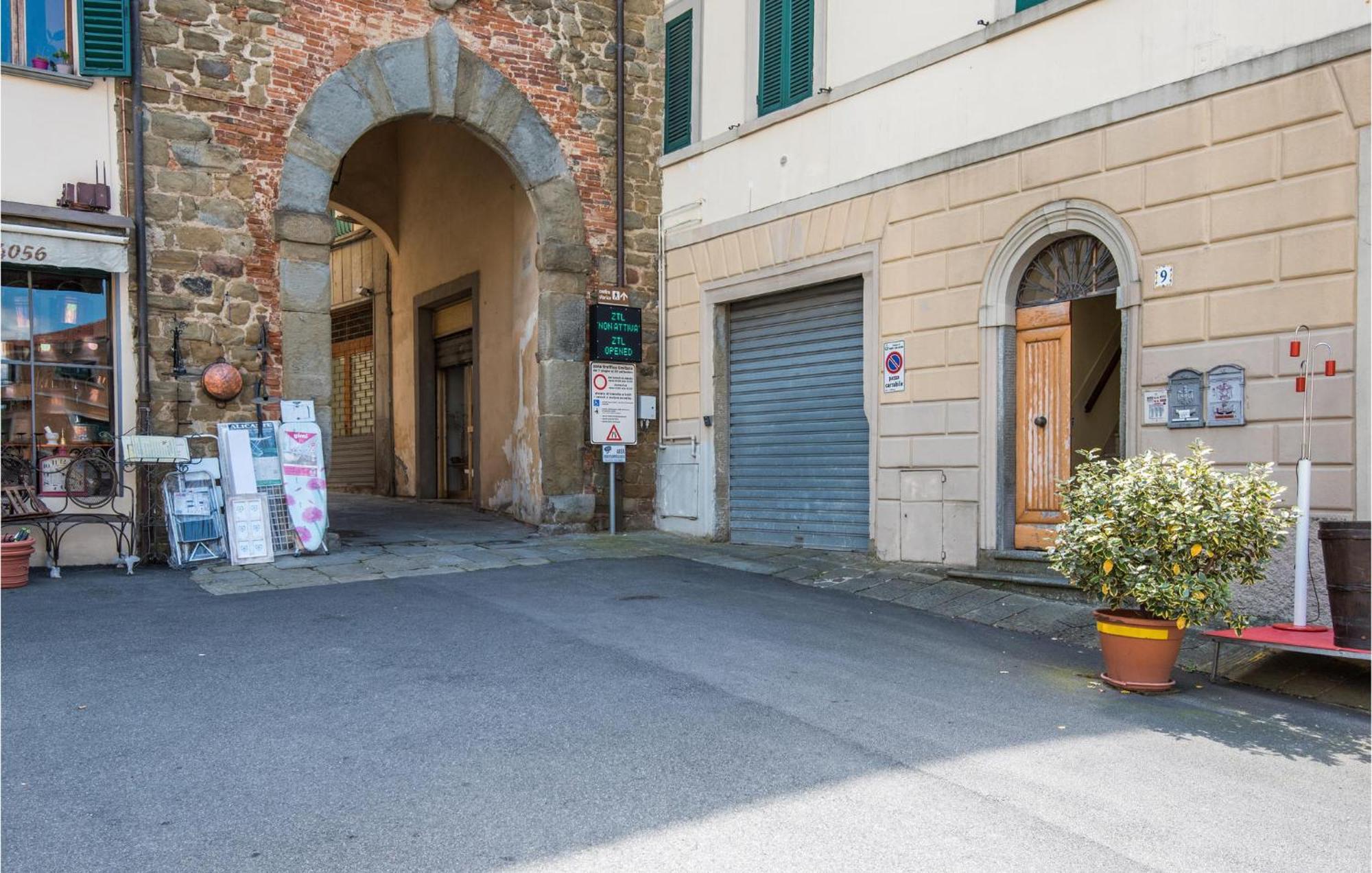 Nice Apartment In Monte San Savino With Kitchen Eksteriør billede